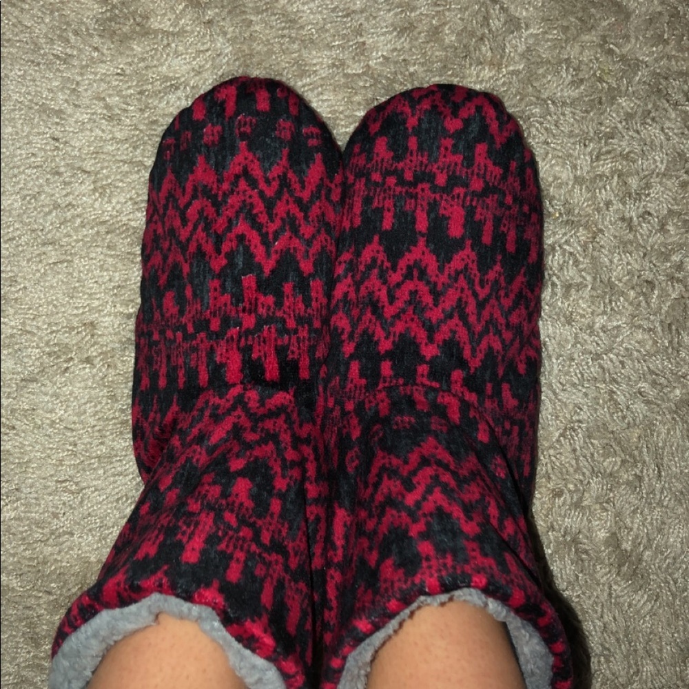 Kensie slippers